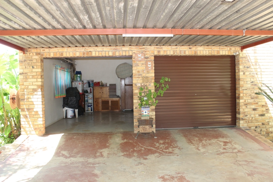 4 Bedroom Property for Sale in Deneysville Free State